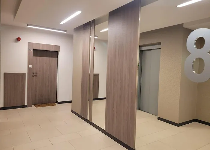 Albatross Towers Z Miejscem Parkingowym Apartman